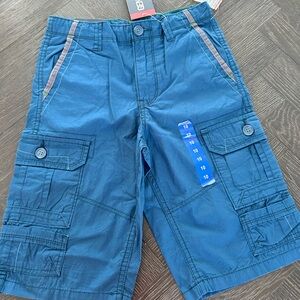 NWT Generra Boys Cargo shorts w/ Adjustable waist Sz 10